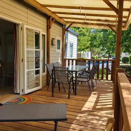 Mobilhome 3 *
